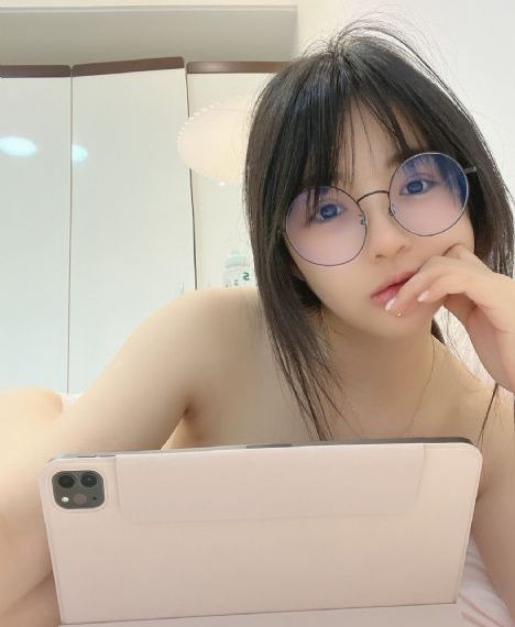 张柏芝艳照门视频_BD英语手机在线看
